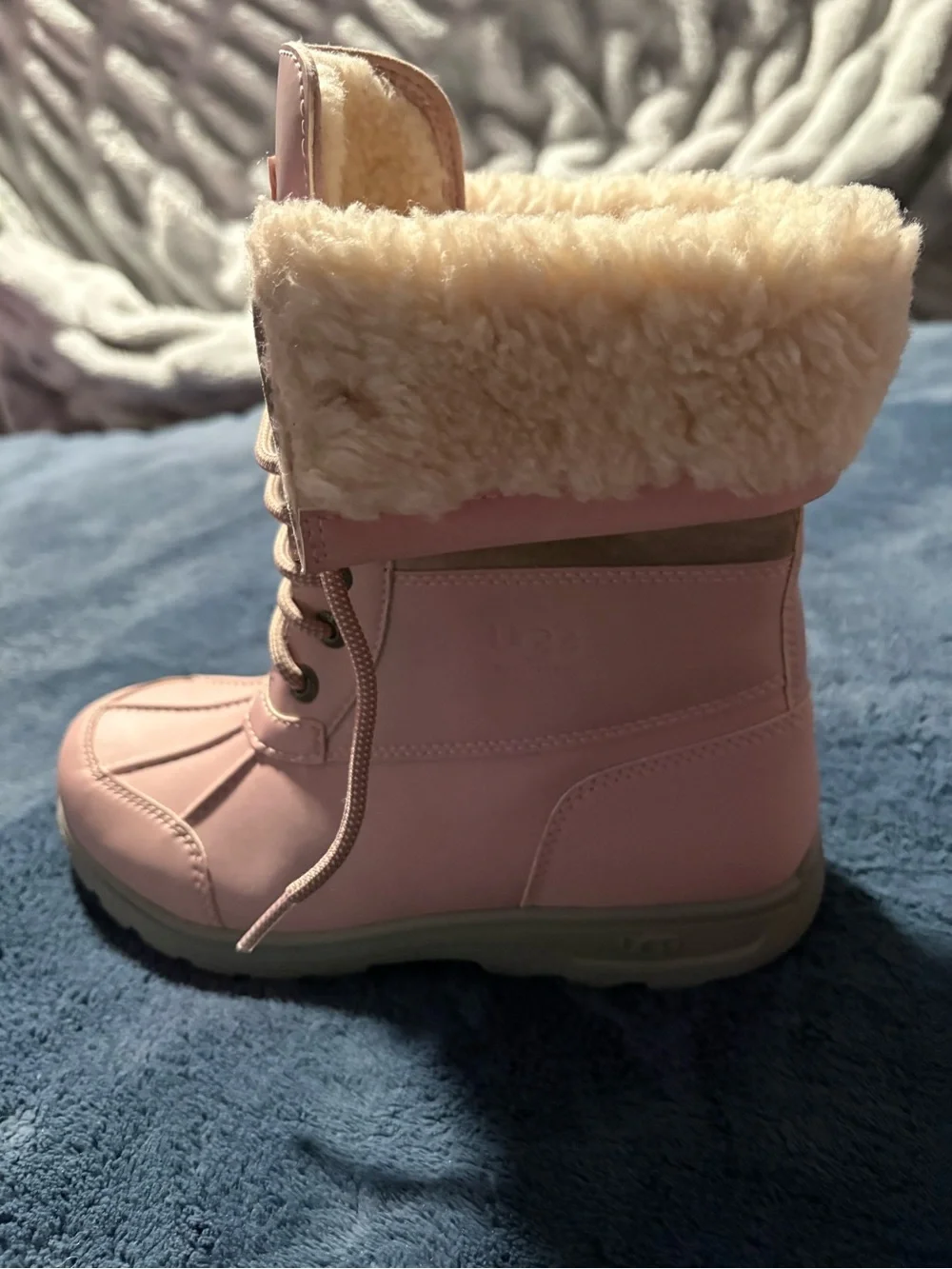 UGG Kids’ “pink crystal” Butte II Shearling-Trim Lace-Up Waterproof Winter Boots